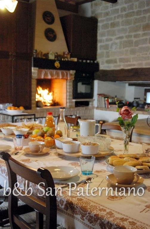 B&B San Paterniano Чинголи Экстерьер фото
