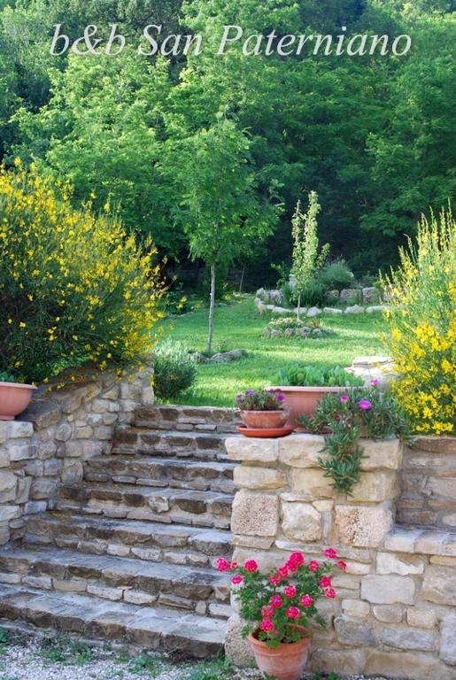 B&B San Paterniano Чинголи Экстерьер фото