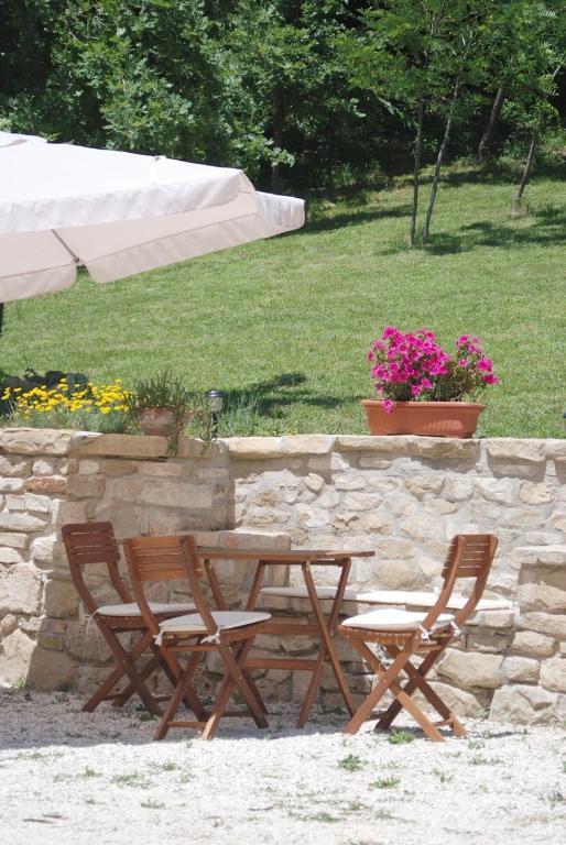 B&B San Paterniano Чинголи Экстерьер фото
